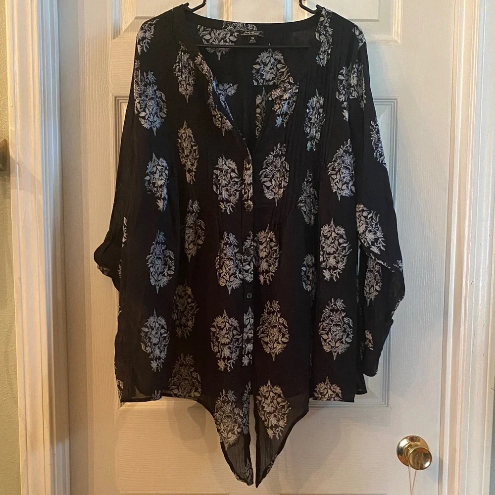 Lucky Brand Black and White Floral Blouse - Picture 3 of 12